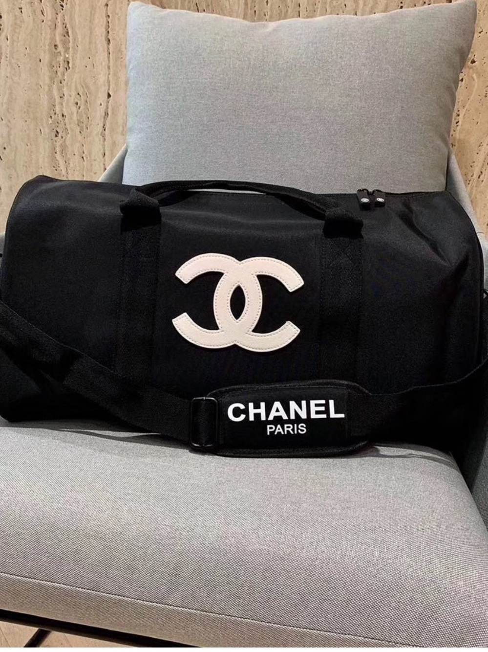 New black Novelty duffle bag